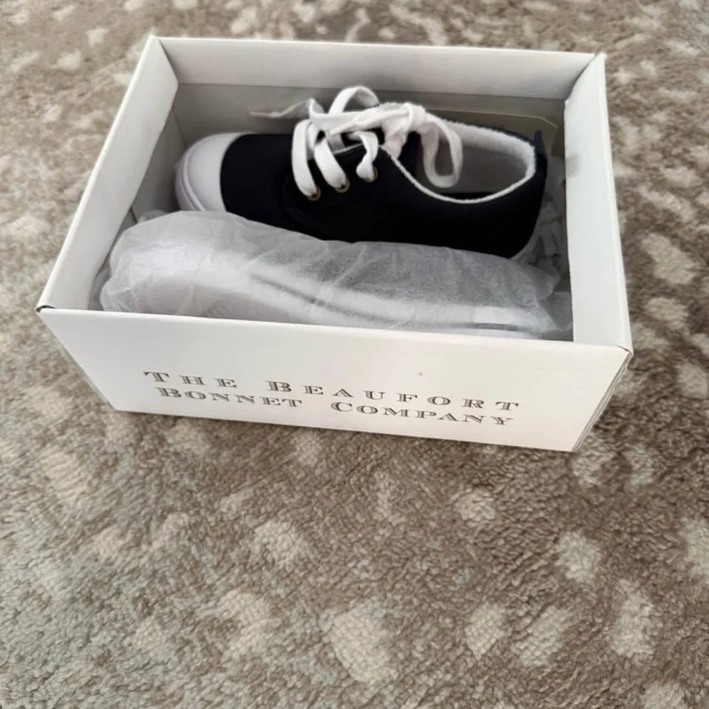 The Beaufort Bonnet Company Navy and White Kids Sneakers